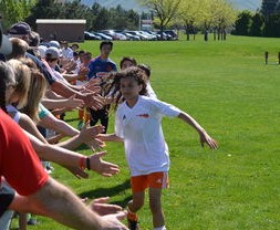 开云官网入口-76人队稳扎稳打，向东部冠军迈进，76人全队